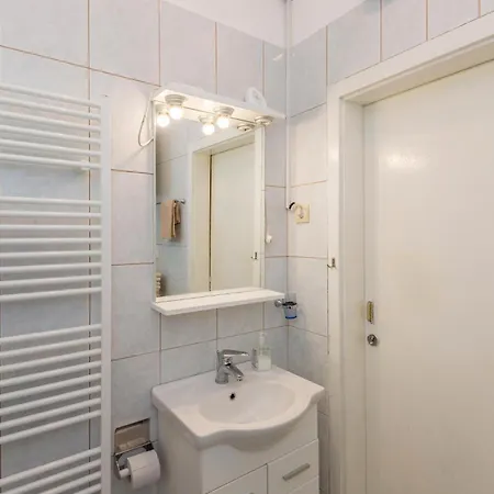 07 * Μακάρσκα